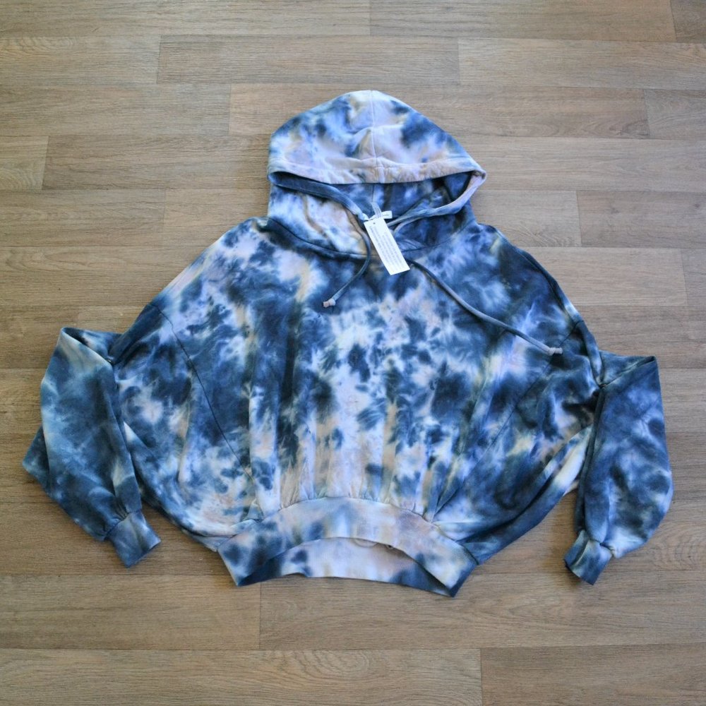 NWT Young Fabulous & Broke Raissa Tie Dye Sweatshirt Size S/M